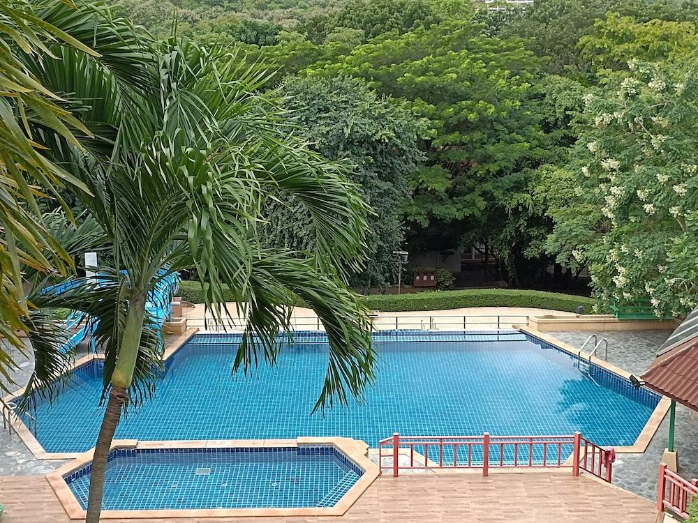 Cabbages & Condoms Khaoyai Resort Pak Chong Exterior foto